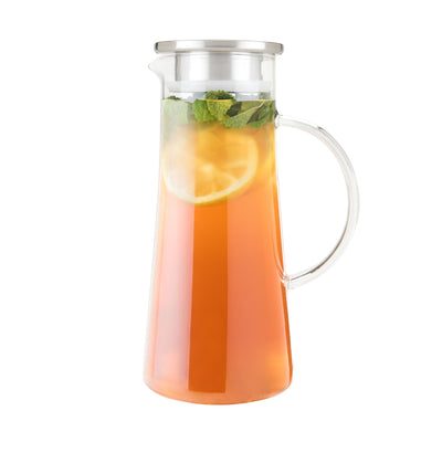 LOOSE LEAF LIFE MADE EASY - This stylish iced tea carafe makes straining your tea a breeze. Just add your favorite tea, fruit, juice, fresh herbs, or whatever else you’d like to steep, add water, and let time do its magic. Not intended for hot water.