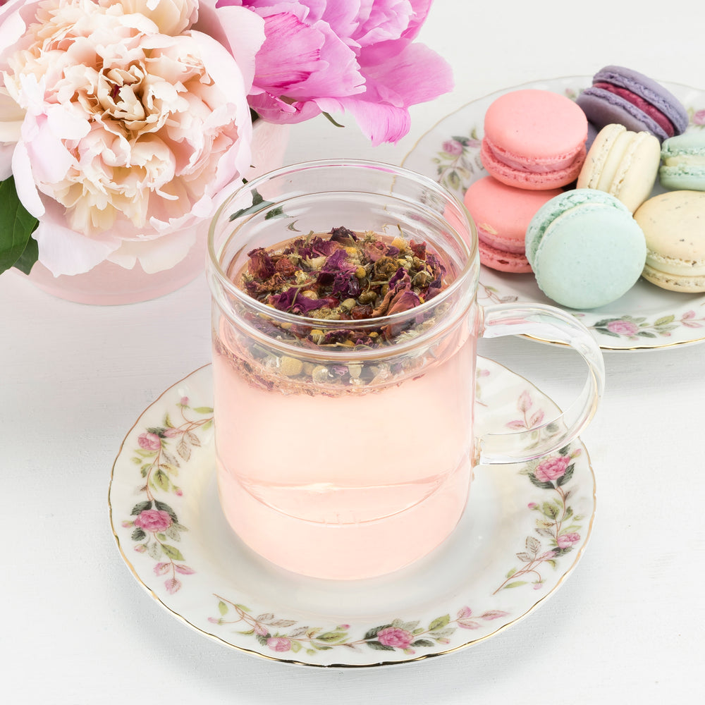 BOROSILICATE GLASS TEA INFUSER MUG - Made from temperature safe borosilicate glass, this tea cup with infuser and lid is easy to use. Simply place your tea in the infuser, add hot water, steep, then remove the infuser to achieve the perfect flavor.