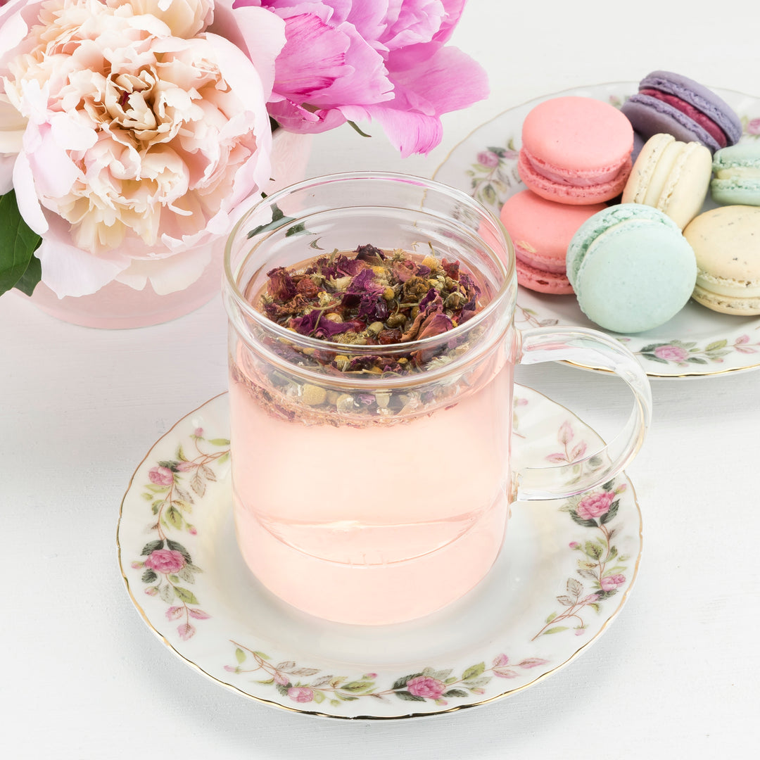 BOROSILICATE GLASS TEA INFUSER MUG - Made from temperature safe borosilicate glass, this tea cup with infuser and lid is easy to use. Simply place your tea in the infuser, add hot water, steep, then remove the infuser to achieve the perfect flavor.