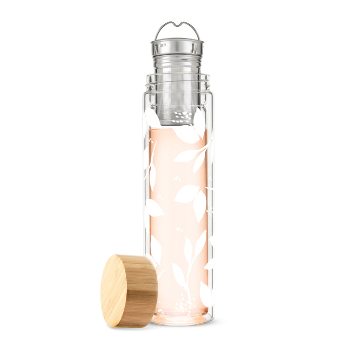 REMOVABLE STAINLESS STEEL LOOSE LEAF TEA INFUSER BASKET - Choose your tea, infuse, and easily clean up after with a removable tea basket that fits right into the top of the double-walled infuser. A silicone gasket keeps everything safely sealed.